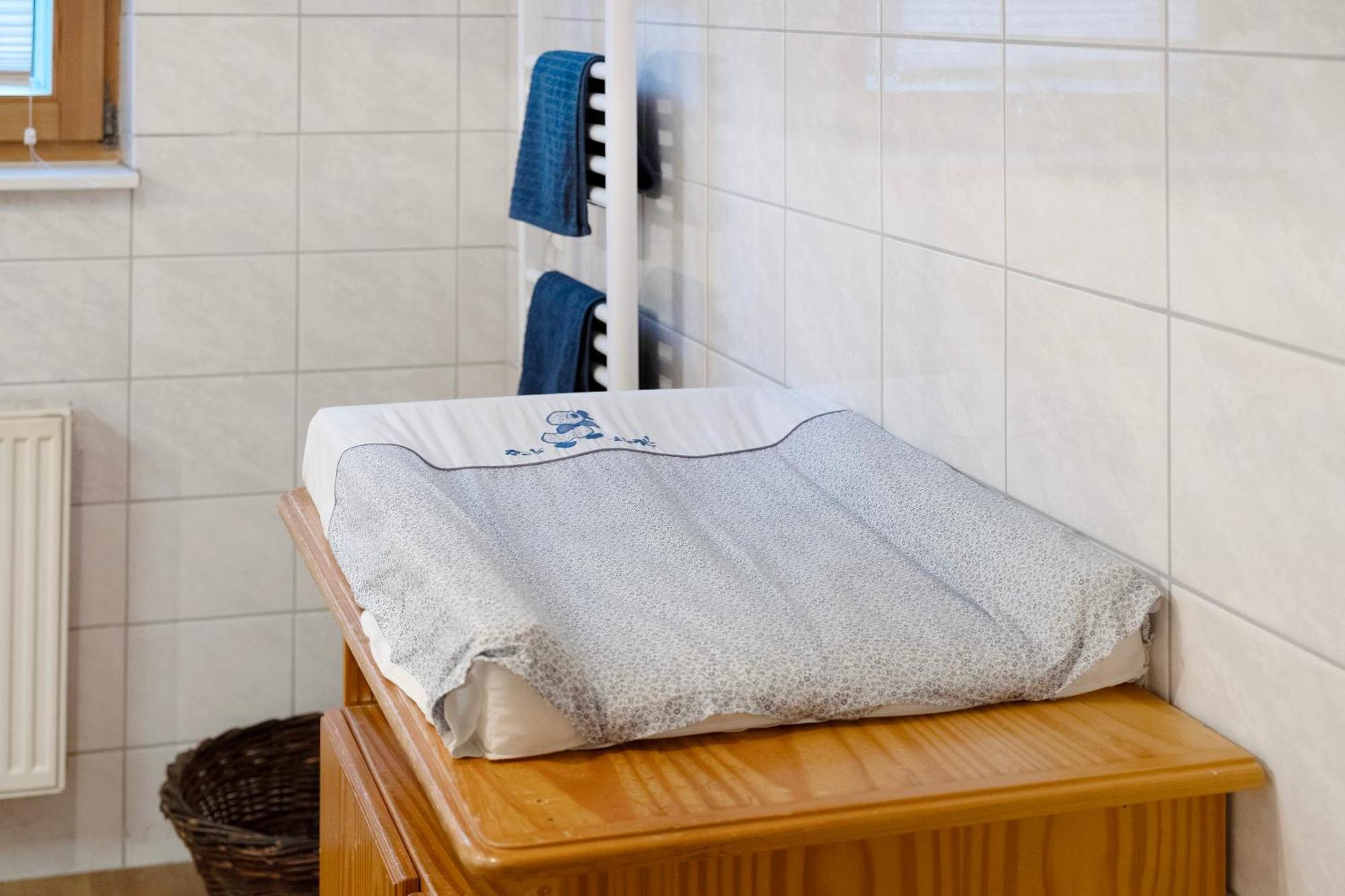 Ruhige Schwarzwald Ferienwohnung Buchenbach  Esterno foto